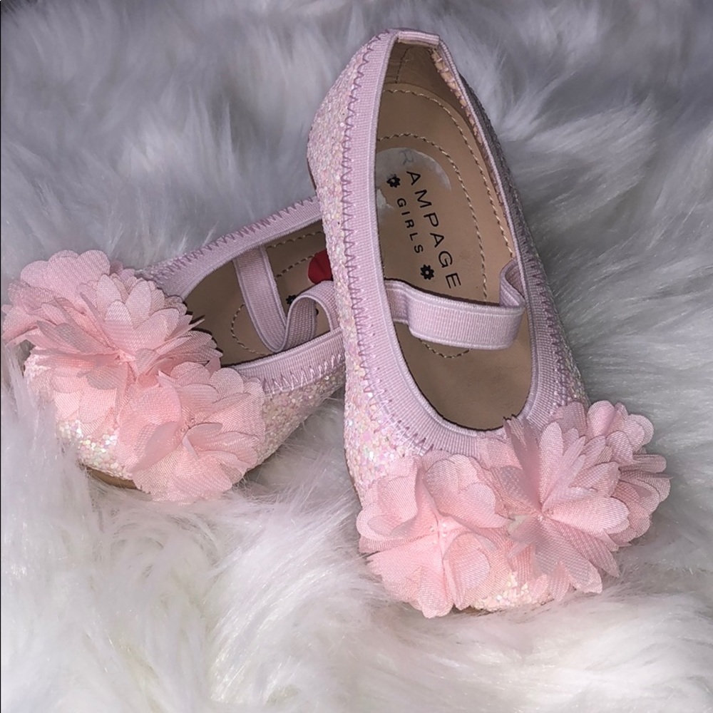 Sparkly girls dress shoes